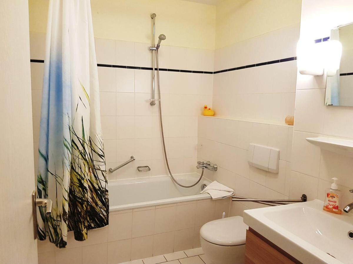 Ferienwohnung 5 Im Strandhaus Lobbe Exteriör bild
